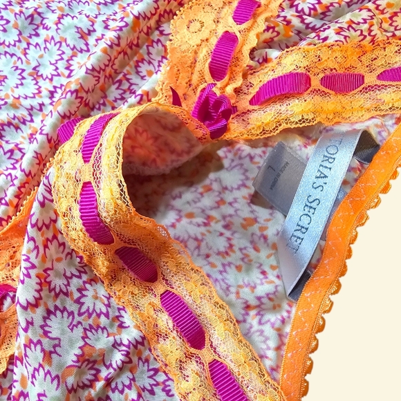 Vintage Victoria's Secret Floral Chemise Slip - Picture 4 of 6